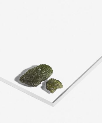 Smuk MOLDAVIT i grønlige nuancer